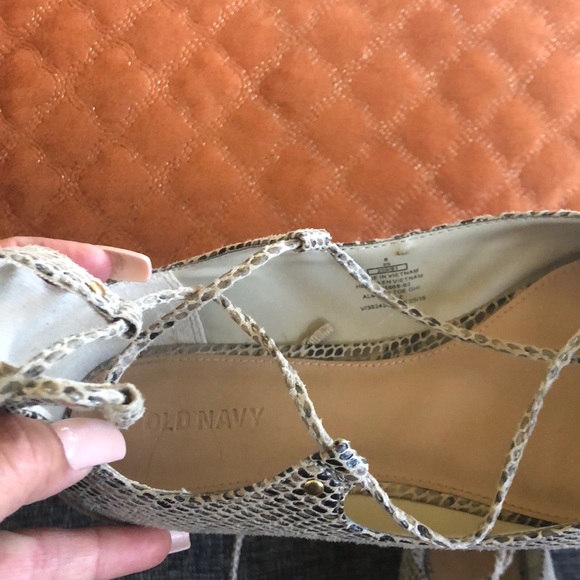 Faux snakeskin flat with ankle lacing - Picture 4 of 4